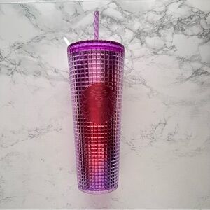 Starbucks Berry Purple Iridescent Venti Cup 24oz